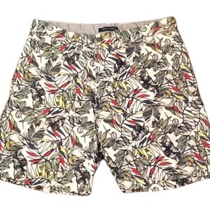 Tommy Hilfiger Shorts Leaf Print Size 32